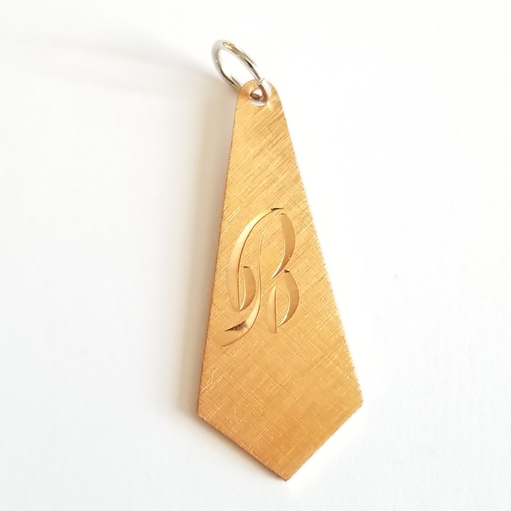Relisted -Vintage letter B pendant copper silver tone engraved alphabet - Picture 1 of 11
